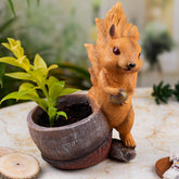 Brown Squirrel Pot