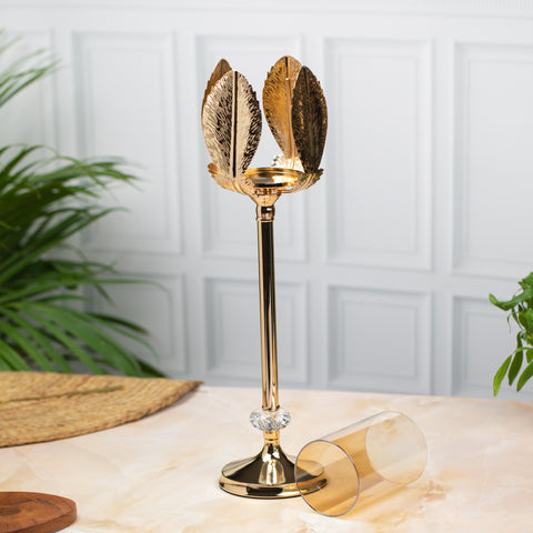 Luxurious Gold Leaf Candle Stand Set
