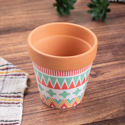 Patterns Triangle Pot