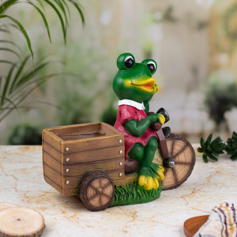 Green Frog Planter